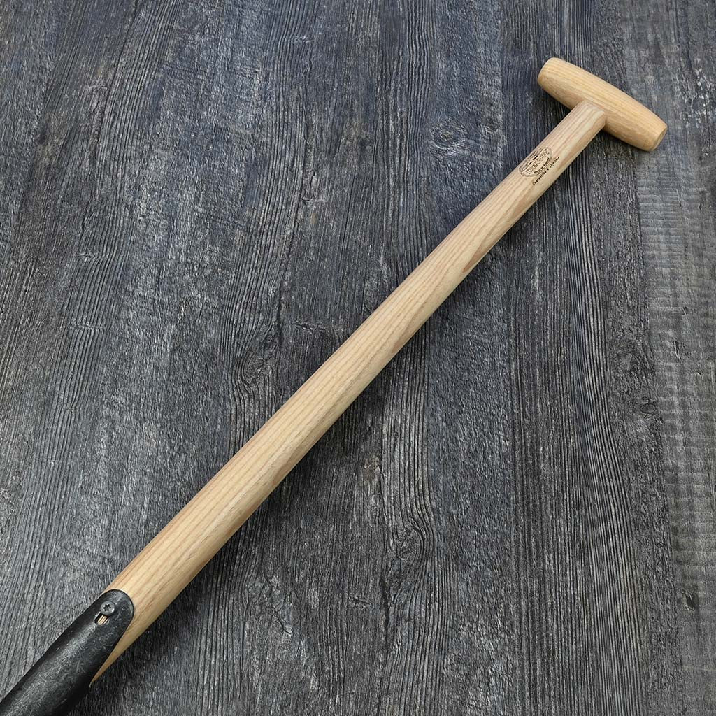 DeWit Dutch Digging Spade - Ash hardwood T-handle