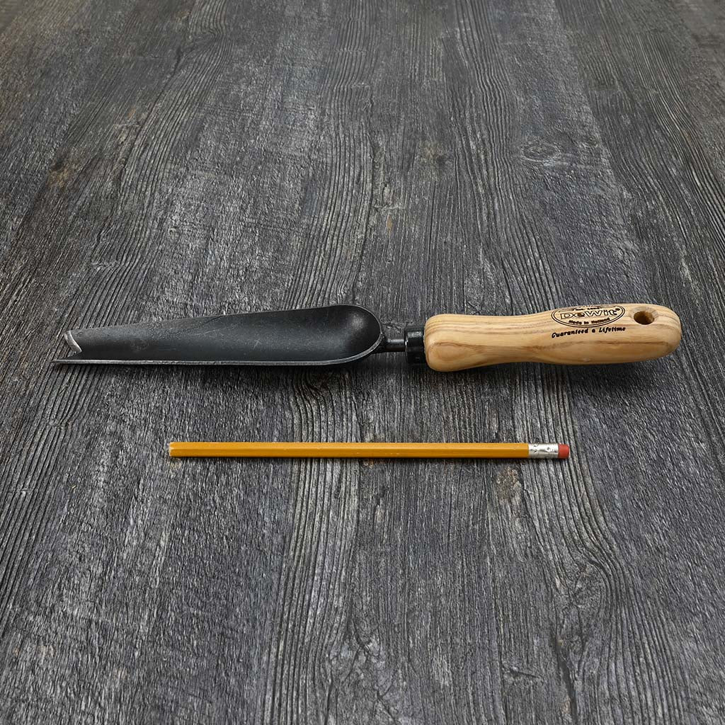 DeWit Snake Tongue Trowel - size comparison