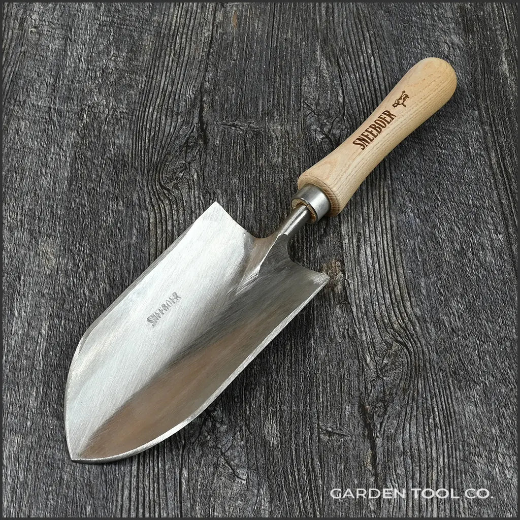 Half Round Garden Transplanting Trowel by Sneeboer