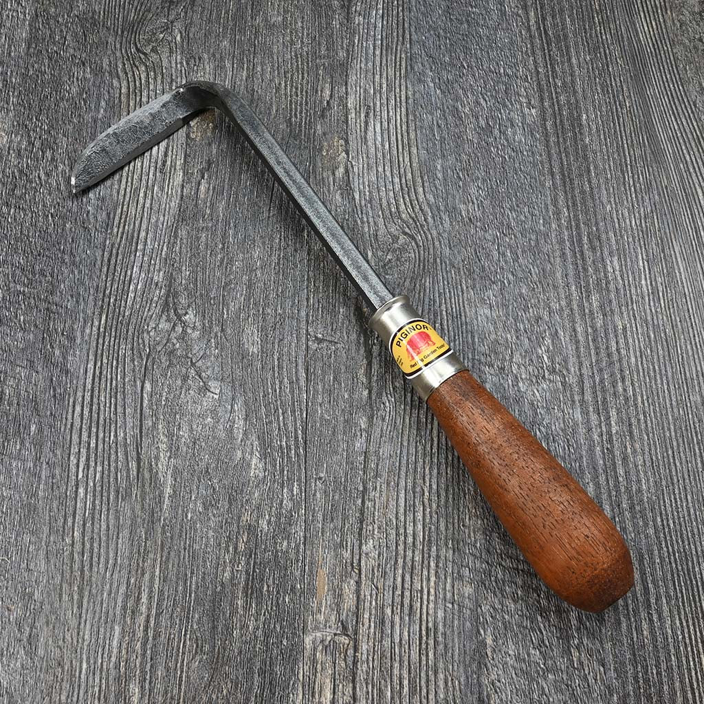 Cape Cod Weeder by Red Pig Garden Tools top view