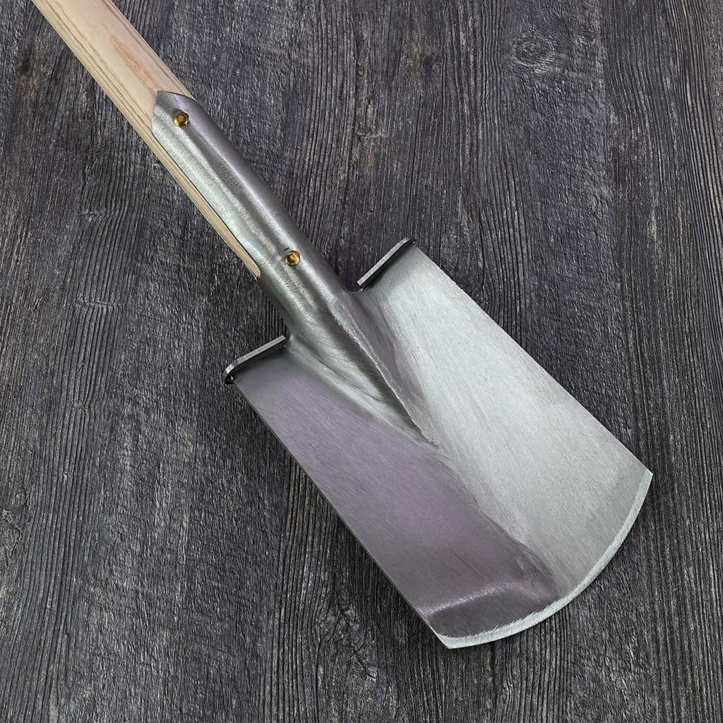 Sneeboer Garden Border Spade - Knob Handle - blade front