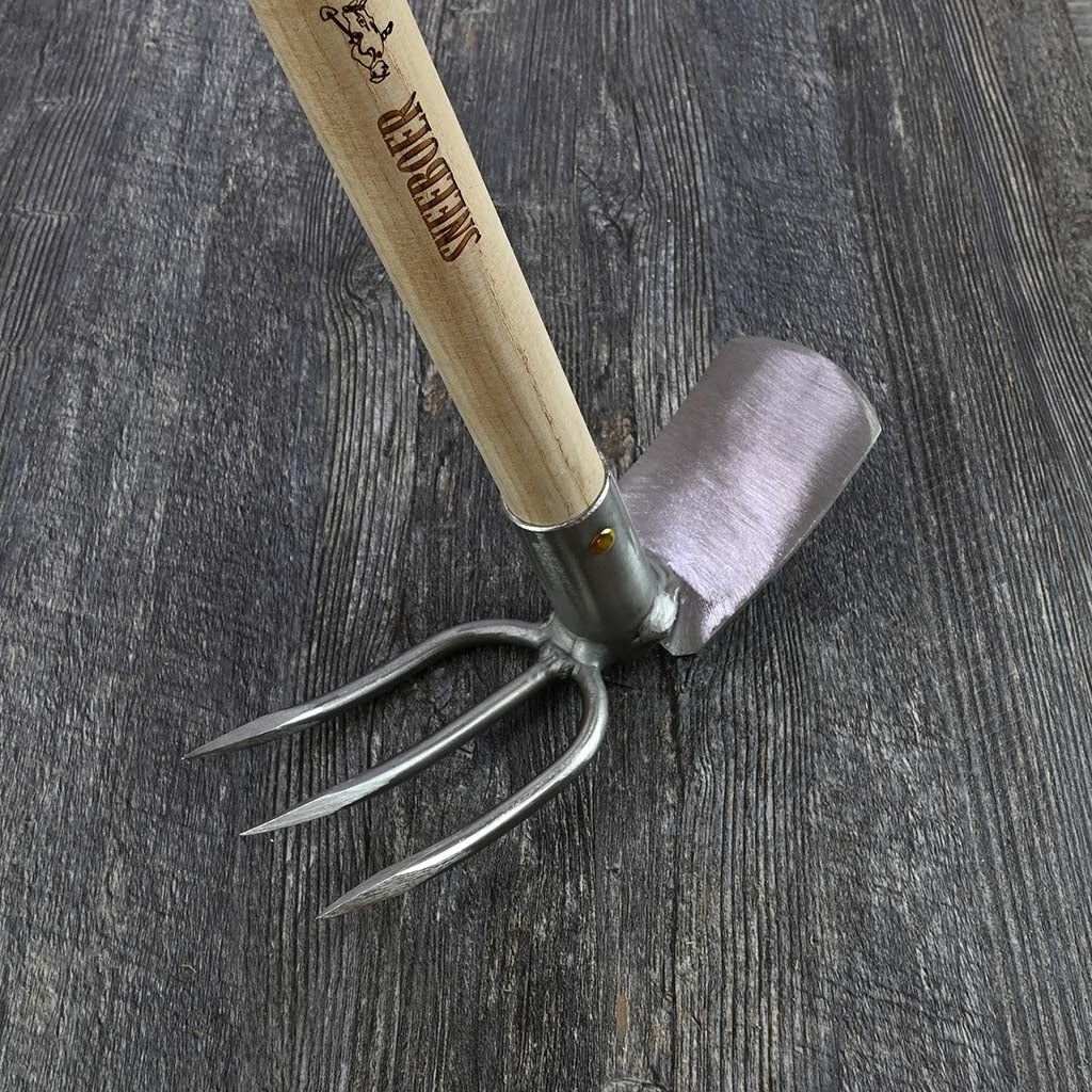 Sneeboer Long Garden Fork & Mattock - fork side view