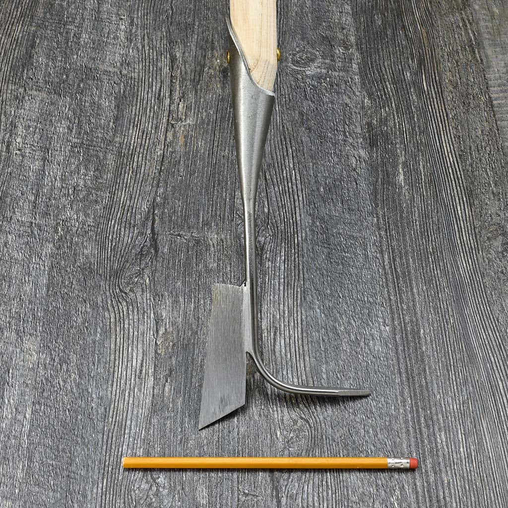 Sneeboer Stone Scratcher Knife - size comparison