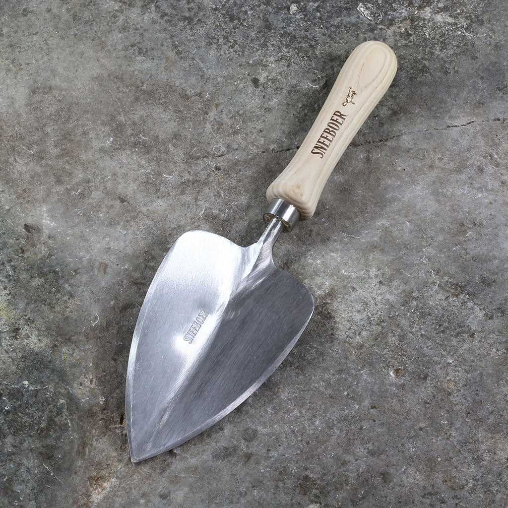 Garden Transplanting Trowel by Sneeboer – Garden Tool Company